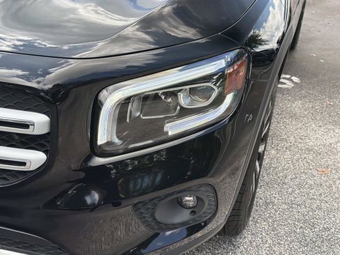 Used 2023 Mercedes-Benz GLB 250 image 10
