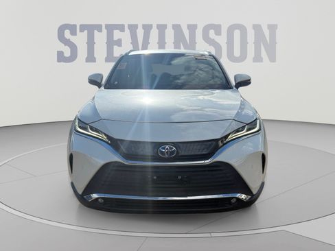 Certified 2022 Toyota Venza Limited AWD/4WD image 8
