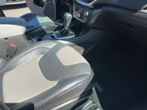 Used 2014 Jeep Cherokee Limited w/ Luxury Group image 19