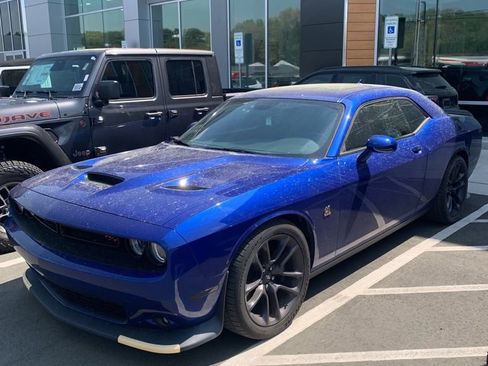 Used 2022 Dodge Challenger R/T Scat Pack image 8