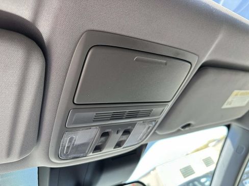 Used 2018 Honda CR-V EX image 30