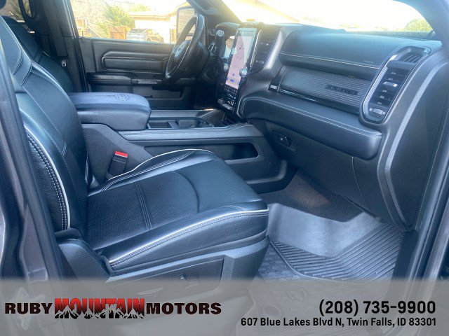 Used 2024 RAM 3500 Limited AWD/4WD image 32
