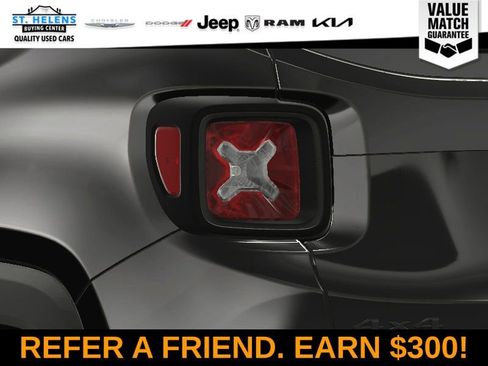 Used 2023 Jeep Renegade Latitude w/ Sun/Sound Group image 15