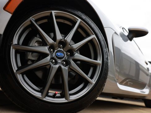 Used 2024 Subaru BRZ Premium RWD image 39