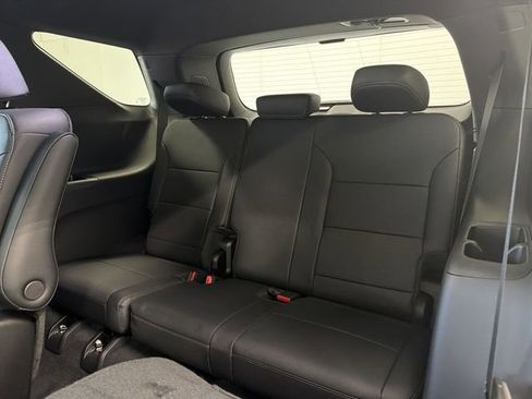 New 2026 Chevrolet Traverse LT w/ Midnight/Sport Edition AWD/4WD image 20