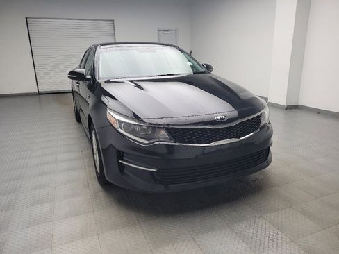 Used 2017 Kia Optima LX FWD image 14