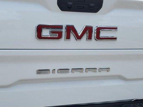 New 2026 GMC Sierra 1500 AT4 w/ Technology Package AWD/4WD image 5