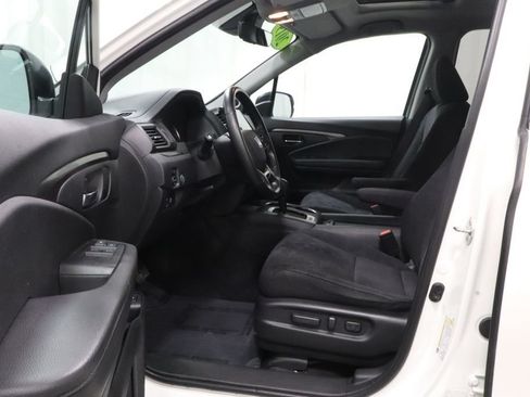 Used 2019 Honda Pilot EX image 13