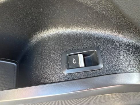 Used 2020 Audi Q5 2.0T Premium Plus w/ Premium Plus Package image 21