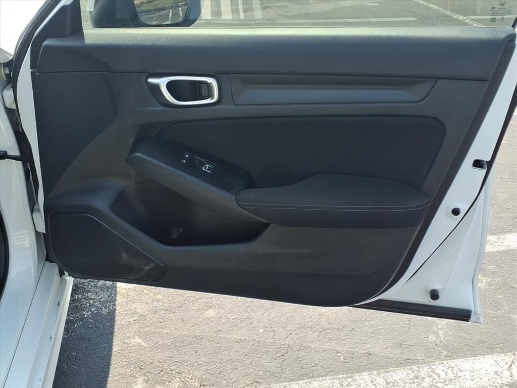 Used 2025 Honda Civic LX image 18