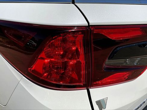 Used 2023 Honda Odyssey Sport image 23