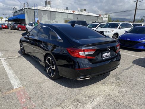 Used 2019 Honda Accord Sport image 9