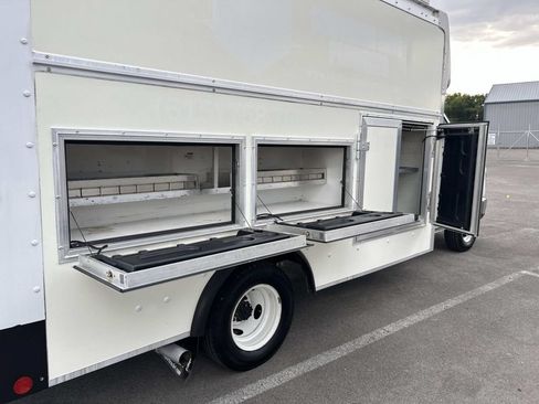 Used 2023 Ford E-350 and Econoline 350 Super Duty w/ Power Windows & Locks Group RWD image 19