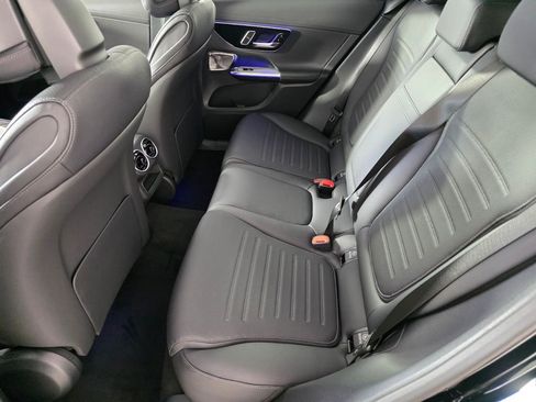 New 2026 Mercedes-Benz GLC 300 image 11