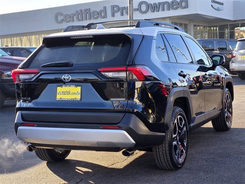 Used 2019 Toyota RAV4 Adventure image 4
