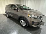 Used 2019 Kia Sorento LX image 2