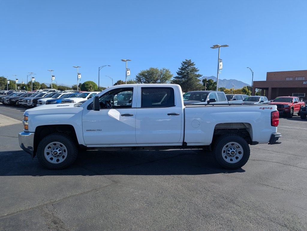 Used 2017 Chevrolet Silverado 3500 W/T AWD/4WD image 8