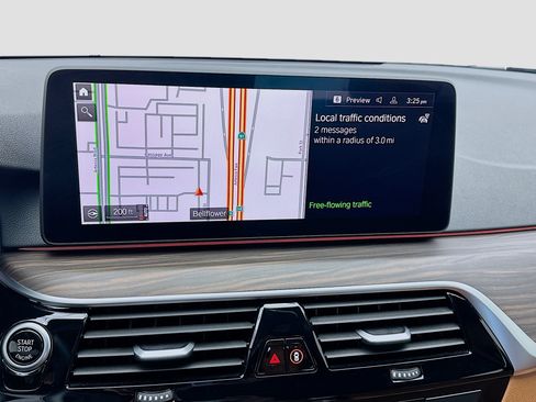 Used 2023 BMW 540i w/ M Sport Package RWD image 9