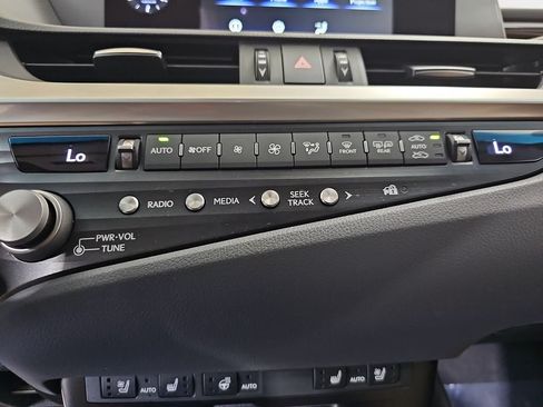Used 2021 Lexus ES 300h w/ Premium Package FWD image 25