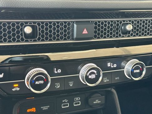 Used 2024 Honda Civic Sport Touring image 23