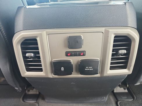 Used 2022 Ford F250 Lariat w/ Lariat Ultimate Package image 39