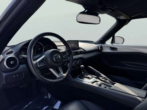 Used 2021 MAZDA MX-5 Miata RF Grand Touring image 20