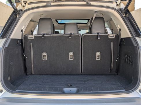 Used 2022 Nissan Pathfinder SL w/ SL Premium Package image 20