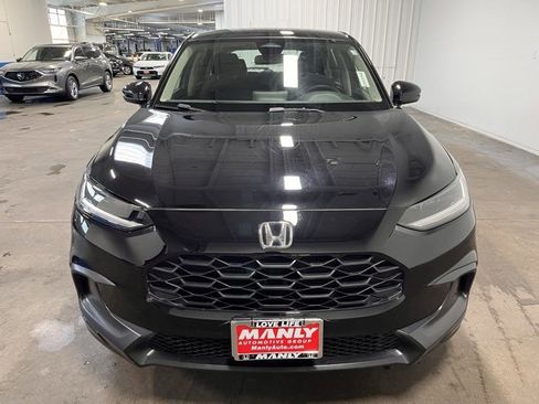 Used 2023 Honda HR-V LX image 8