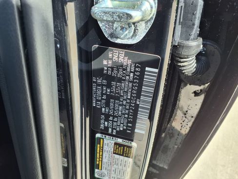 Used 2024 Kia Telluride LX FWD image 37