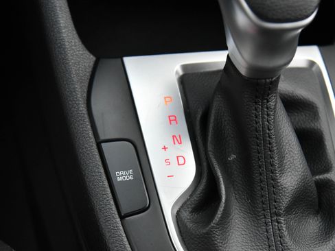 Used 2024 Kia Forte LXS image 23