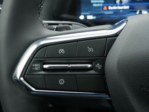 New 2026 Chevrolet Equinox LT w/ Convenience Package II FWD image 12
