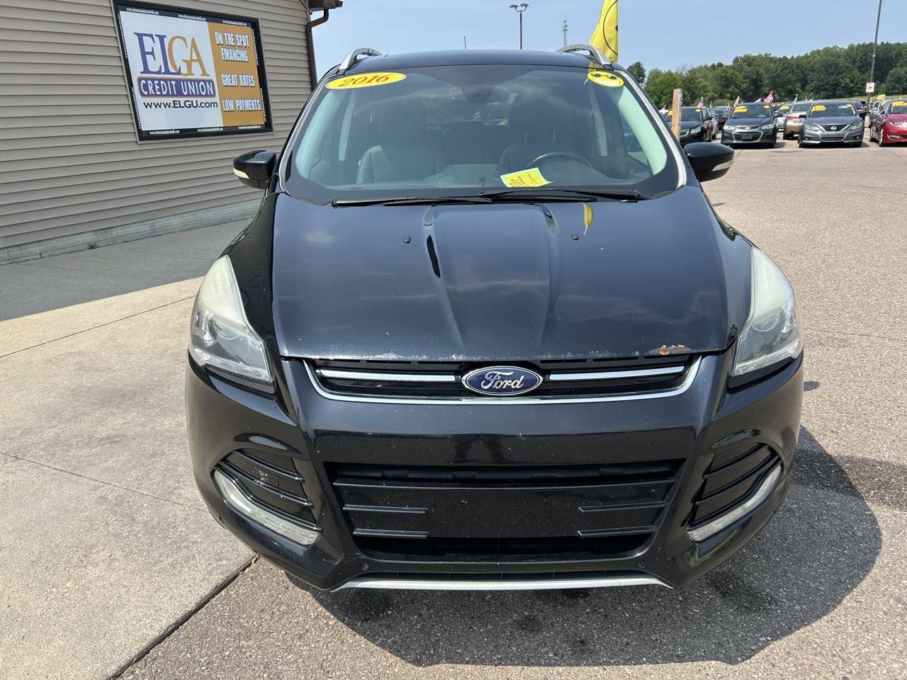 Used 2016 Ford Escape Titanium w/ Equipment Group 301A AWD/4WD image 2