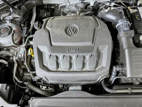 Used 2024 Volkswagen Tiguan S FWD image 32