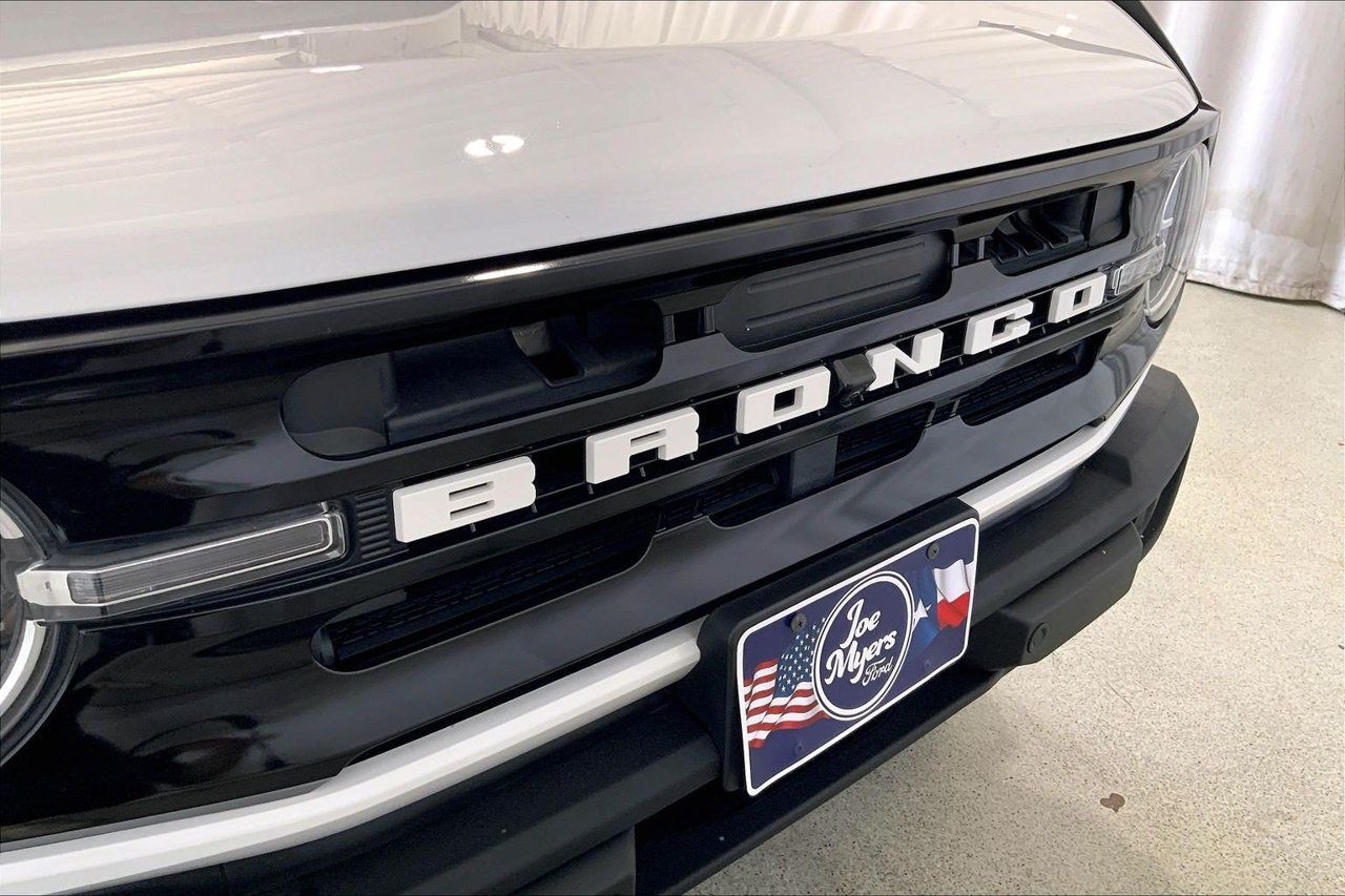 Used 2023 Ford Bronco Outer Banks AWD/4WD image 30