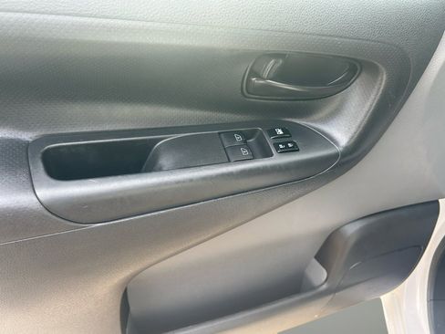 Used 2020 Nissan NV200 S image 9