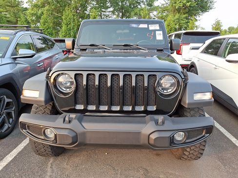 Used 2022 Jeep Wrangler Unlimited Sport AWD/4WD image 3