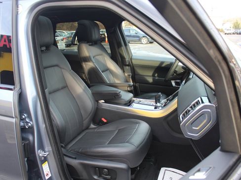 Used 2019 Land Rover Range Rover Sport HSE image 16