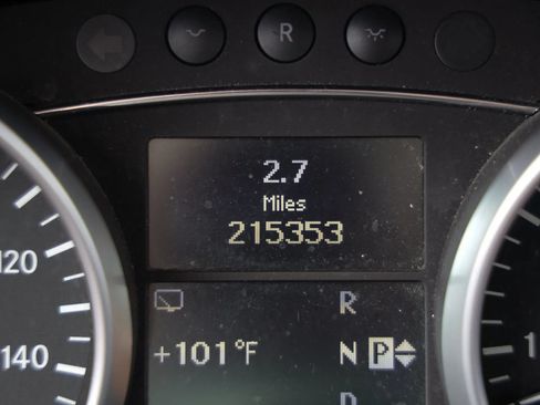 Used 2011 Mercedes-Benz ML 350 4MATIC image 39
