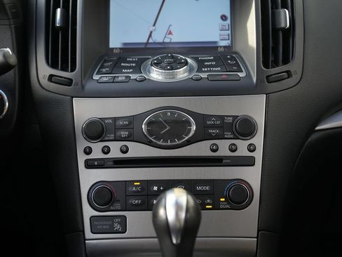 Used 2015 INFINITI Q40 AWD w/ Navigation Package image 38