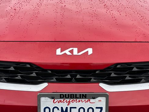 Certified 2023 Kia Forte LXS w/ LXS Technology Package FWD image 44