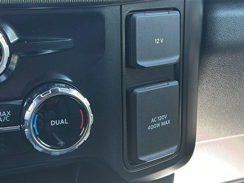 Used 2025 Ford F250 Platinum w/ Tremor Off-Road Package AWD/4WD image 34