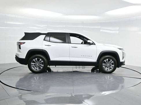 New 2026 Chevrolet Equinox LT AWD/4WD image 30