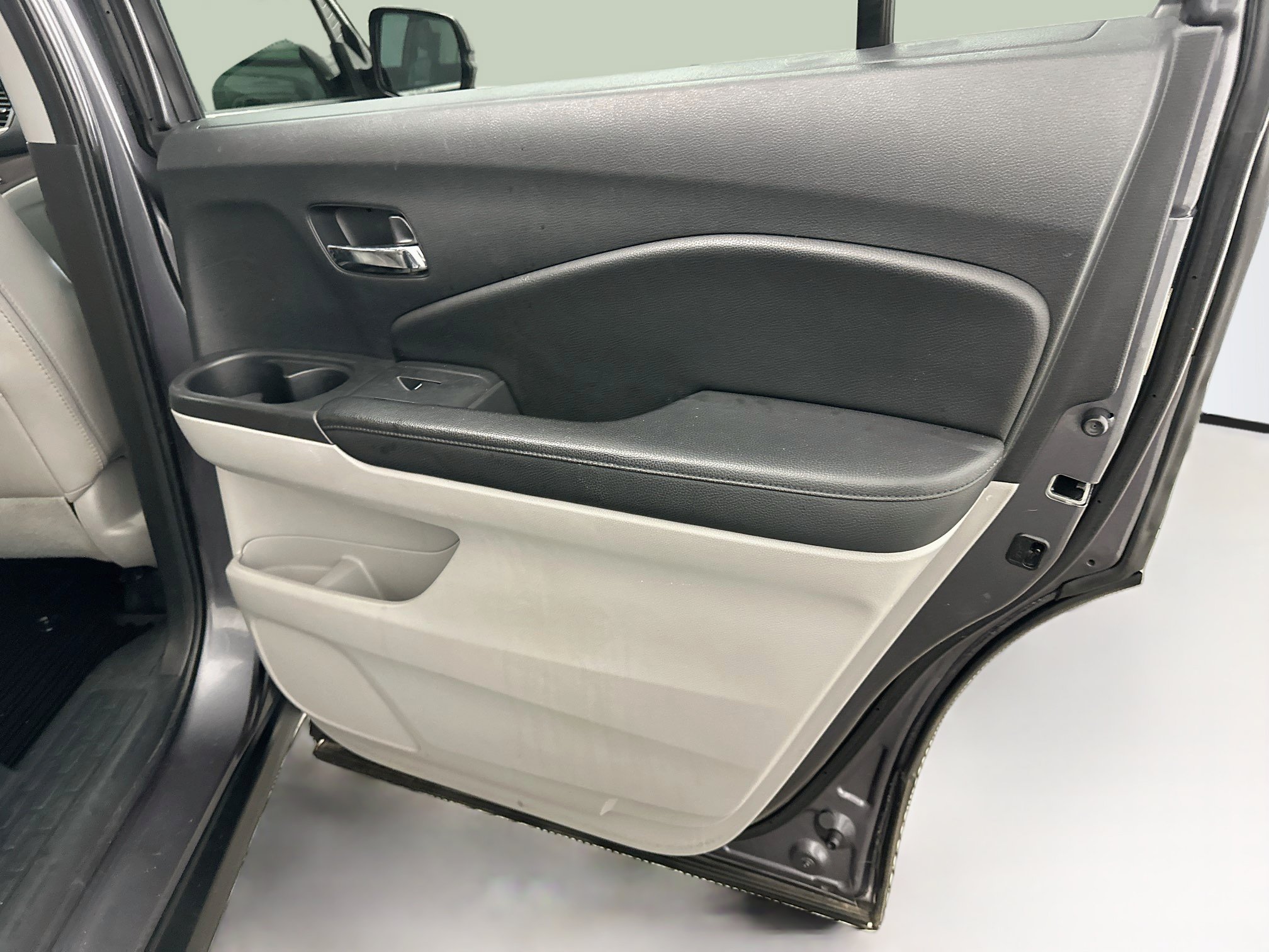 Used 2016 Honda Pilot EX-L image 33