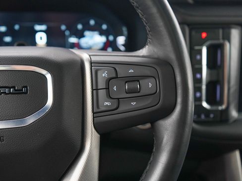 Used 2024 GMC Yukon Denali w/ Denali Reserve Package AWD/4WD image 29