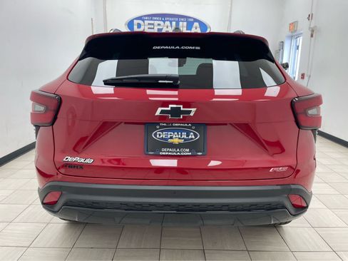 New 2026 Chevrolet Trax RS w/ Sunroof Package FWD image 19