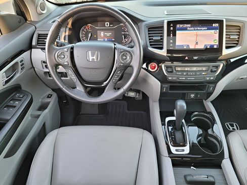 Certified 2018 Honda Ridgeline RTL-E image 11