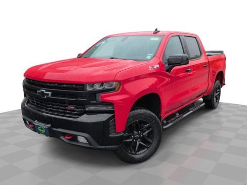 Used 2019 Chevrolet Silverado 1500 LT Trail Boss w/ Convenience Package AWD/4WD image 1
