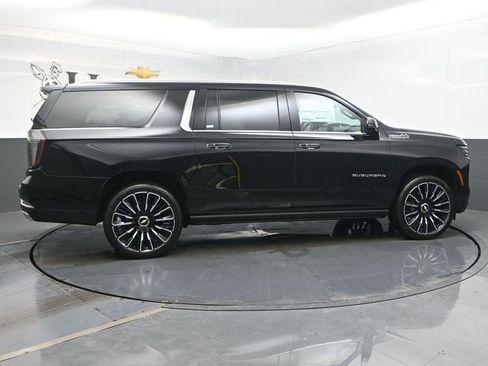 New 2026 Chevrolet Suburban High Country image 16