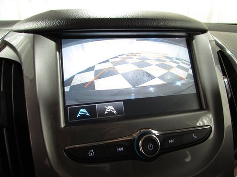 Used 2017 Chevrolet Cruze LT w/ Convenience Package image 86