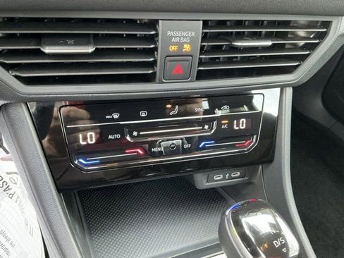 Used 2025 Volkswagen Jetta S image 21